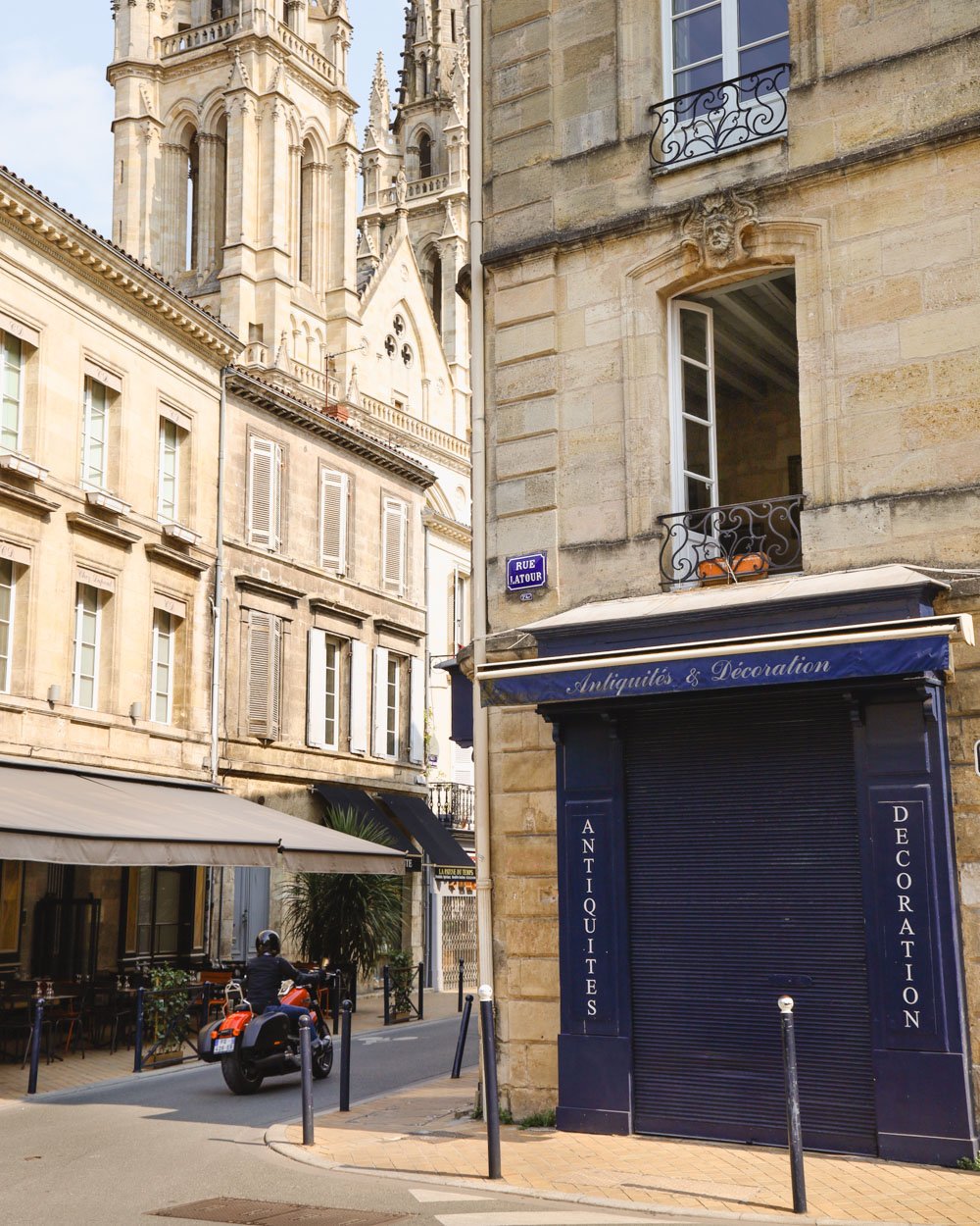 Antique Store in Bordeaux